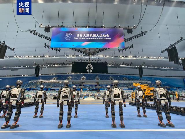 剧透来了！机器人演员的后台什么样？