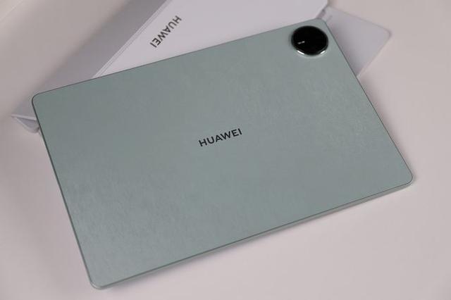 HUAWEI MatePad Pro 12.2英寸评测：轻薄便携大手笔，商务办公好帮手