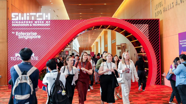 从中国到新加坡，AI眼镜如何破圈？