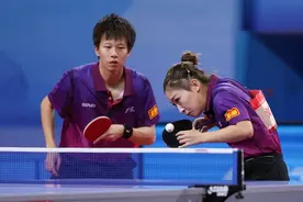 乒乓球——全国锦标赛：林高远/刘诗雯晋级混双决赛图片