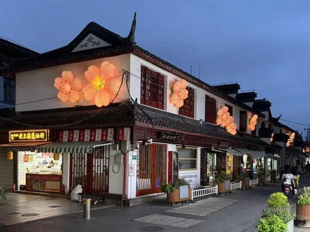 闵行首个光影节来啦！实景图比效果图还要美，就在……
