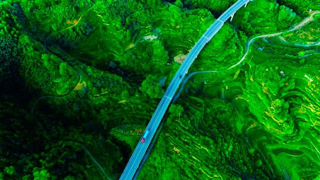 【交旅融合看皖南】绩谭旅游快速通道，让“交通线”变“致富线”！