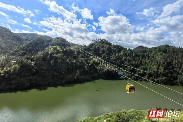 全球最长高山索道开通！解锁“云端赏梯田”新体验，秘境不再难寻