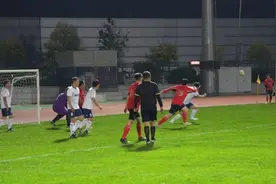 精彩十“足”！2024年崂山区全民健身运动会足球赛开幕图片