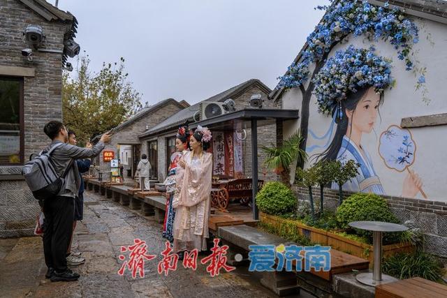 济南西更道街：雨后尽显老街韵味