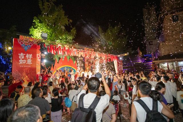 金秋有礼 绵阳有你 ‖ 九寨沟/黄龙下一站直接冲！九皇山篝火狂欢+羌族天团NPC，九绵高速顺路嗨！