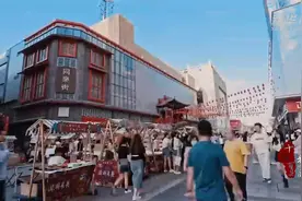千城百县看中国｜河北石家庄：湾里庙步行街两周年庆火热来袭图片