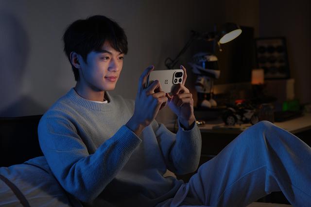 “双 11”来了！要换新手机，现在是入手第五代骁龙 8 至尊版旗舰的好机会