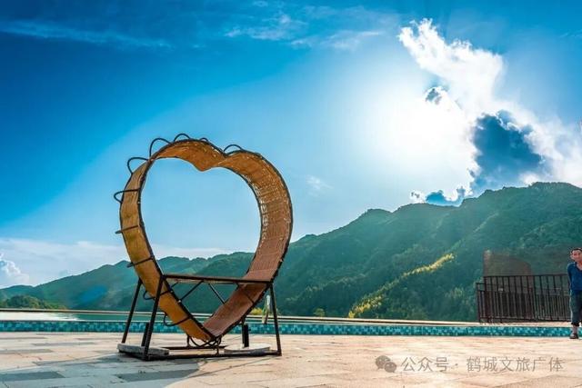 ​别再问鹤城十一国庆怎么玩了！这篇攻略直接 “抄作业”