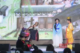 自编自导自演，高中生课本剧堪比舞台剧图片