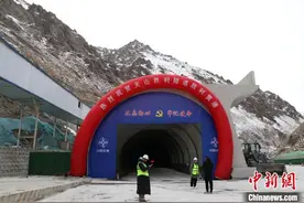 超级隧道何以贯穿天山？图片