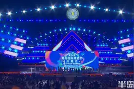 啤酒传递热情，璀璨焰火升腾！第34届青岛国际啤酒节在青岛西海岸新区金沙滩啤酒城盛大开幕图片