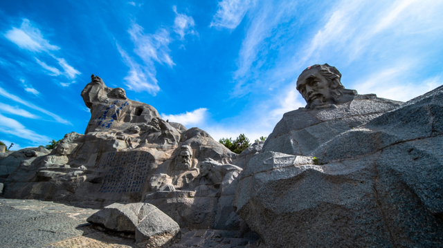 ‌长安入梦：当唐诗在曲江街头“活”起来