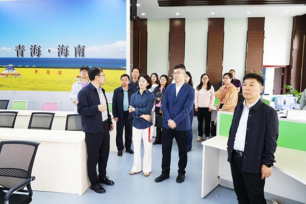 中国气象局机关党委领导调研青海气象部门党建工作