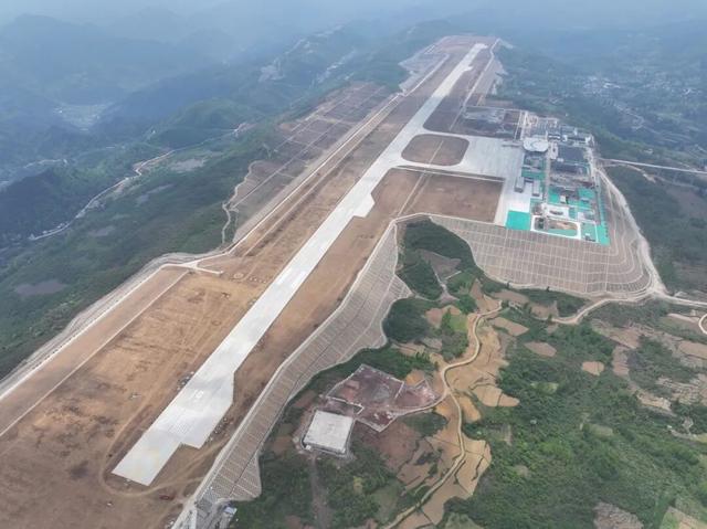 【深度】武陵云梦：铜仁德江机场起飞的背后
