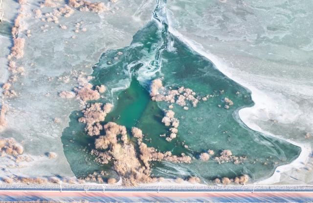 组图丨红崖山水库：冰湖灵动 生机盎然