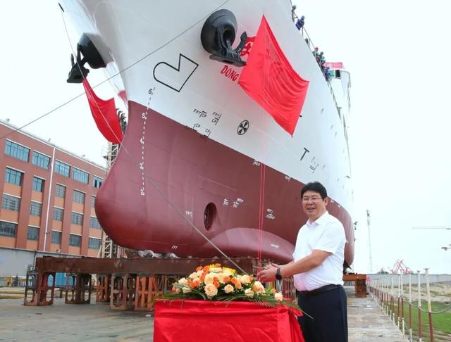 海大“东方红2”船，焕新下水！