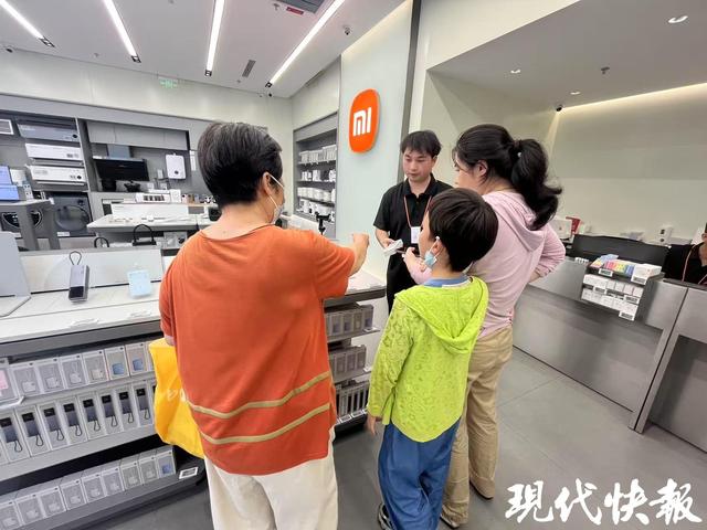 3C认证新规落地：南京未认证充电宝已难寻，超大容量款“一宝难求”