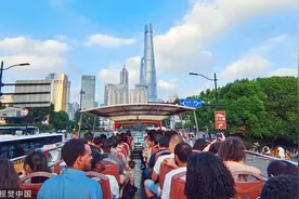 上海敞篷双层巴士本周日最后一天运行，新观光巴士线路调整图片