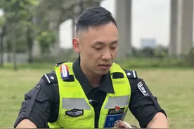 广州青年警犬训导员的日常：与“战友”培养默契配合执行任务图片