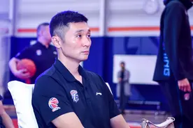 新疆男篮宣布主帅邱彪辞职，前国手刘炜即将接替帅位图片