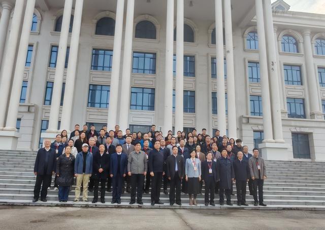 河南省社会科学学术年会分会场  暨河南省第五届商业经济论坛在商丘师范学院举办