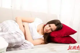 乳房反复胀痛？专家教你掌握女性特殊时期的健康密码图片