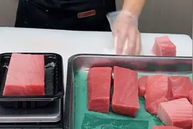 直播间蓝鳍金枪鱼卖到千元一斤 业内人士提醒：批发价200元 小心交了智商税图片