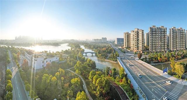 冬日尽斑斓 城市如诗画