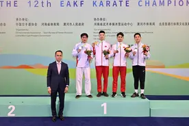 济南健儿王子通勇夺东亚空手道锦标赛冠军图片