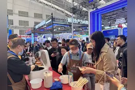 泰国米香飘进哈洽会图片