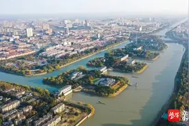 长江干流清澈江水经过泵站群逐级提水长距离输水至北方！南水北调10年江苏累计调水出省超80亿立方米图片