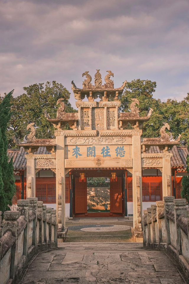 来江西书院赏秋，聆听穿越千年的风雅颂！