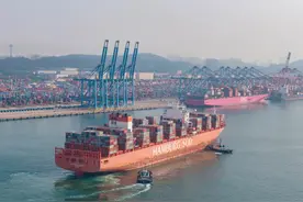 第十三次！山东港口青岛港自动化码头再次打破世界纪录！图片