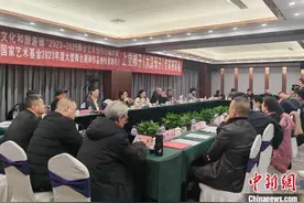 戏剧专家为上党梆子新编历史剧《大汉母子》“问诊把脉”图片