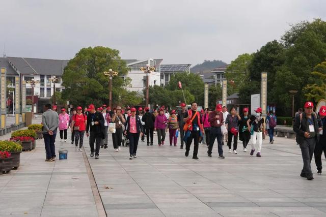 秋日龙虎山，辽宁老铁乐游仙境！