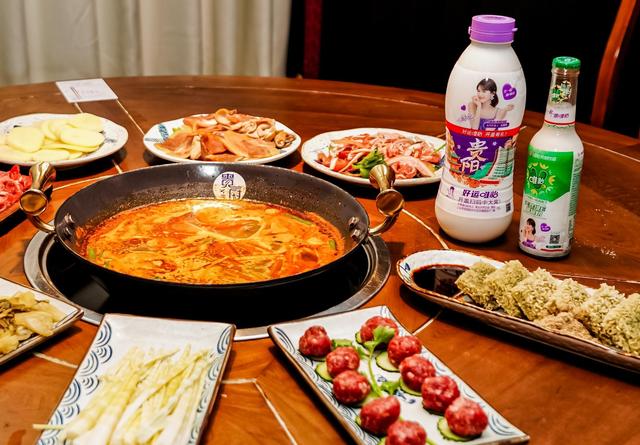 "美食+冷饮"催热 "清凉经济" 贵阳青云市集创新玩法引客来
