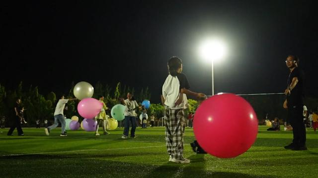 盘州：清凉夏夜，避暑经济火热出圈