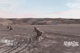 飒！狙击女兵10秒命中3个目标图片
