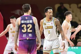 “浙江德比”难得上演外援飙分大战，浙江广厦男篮最终客场胜出图片