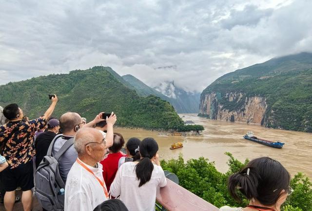 三峡景区火 奉节旅游人气旺
