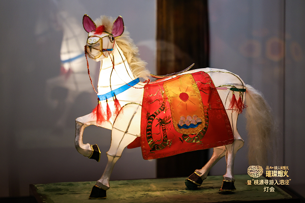 跨越古镇与商圈，上海这场灯彩盛宴藏着多少年味？