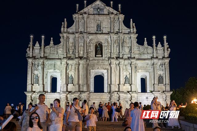 时尚、文化、烟火气交织出不一样的“澳门味”