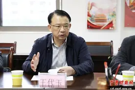 副厅长王代玉，有酒必喝、逢请必到图片
