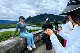 西藏旅游市场迎来暑期旺季图片