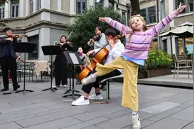 香港弦乐团来沪，《繁花》绽放百年黑石公寓图片