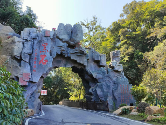 2.5h缩短至1h车程！趁高速通车来这两座宝藏小城，品品茶香和诗意……