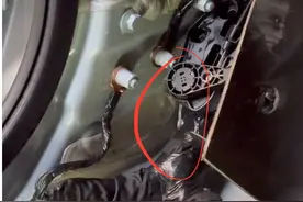 路虎卫士开了2年后持续有水流声？回应：系个案，已维修补偿图片