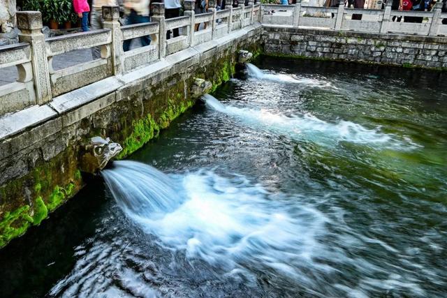 济南趵突泉地下水位直冲30米