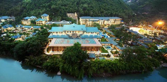 DONG见·新气象 | 以“流量”撬动“留量”，重庆文旅集团的景区火了！